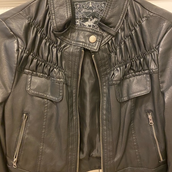 Leather Jacket - Picture 2 of 5